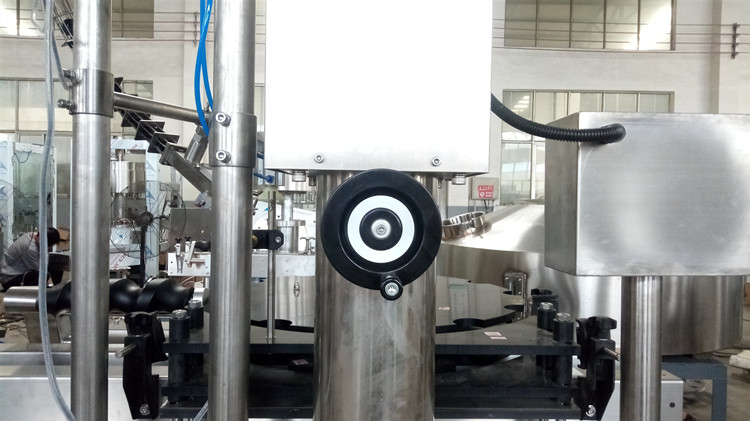 factory full automatic wine bottle cap machine wine capping machine liquor screw sealing machine aluminum