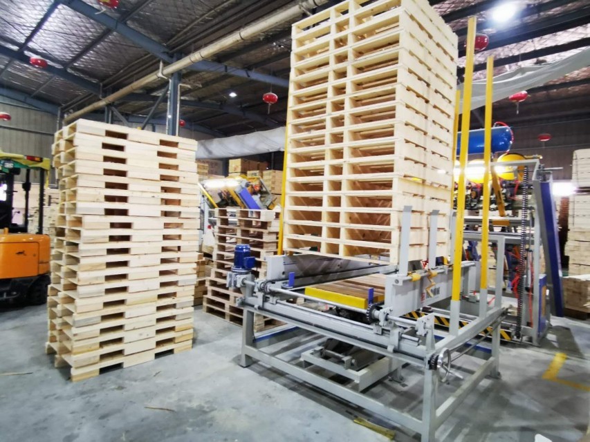 Wood Pallet Notching Machine Automatic Double Head Notcher Groove Machine