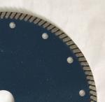 Sintered Blue Color Diamond Saw Blades Dry Cutting For Sand Stone , Wood Stone