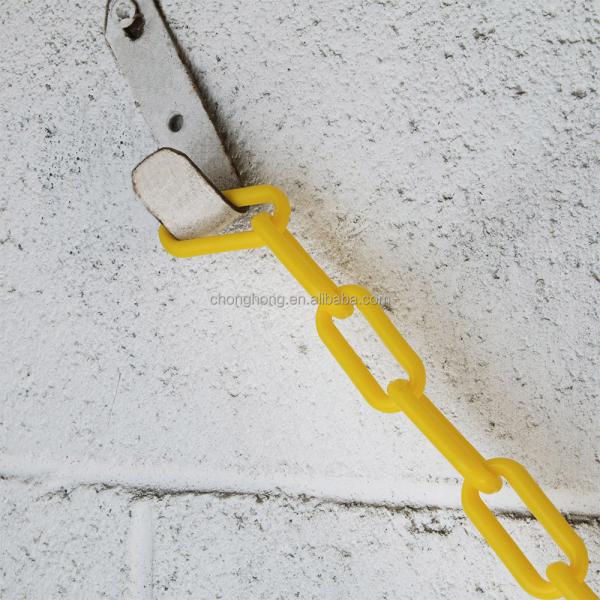 8mm PE Red/White Yellow/Black Color Plastic Safety Chain for Durable Roadway Protection
