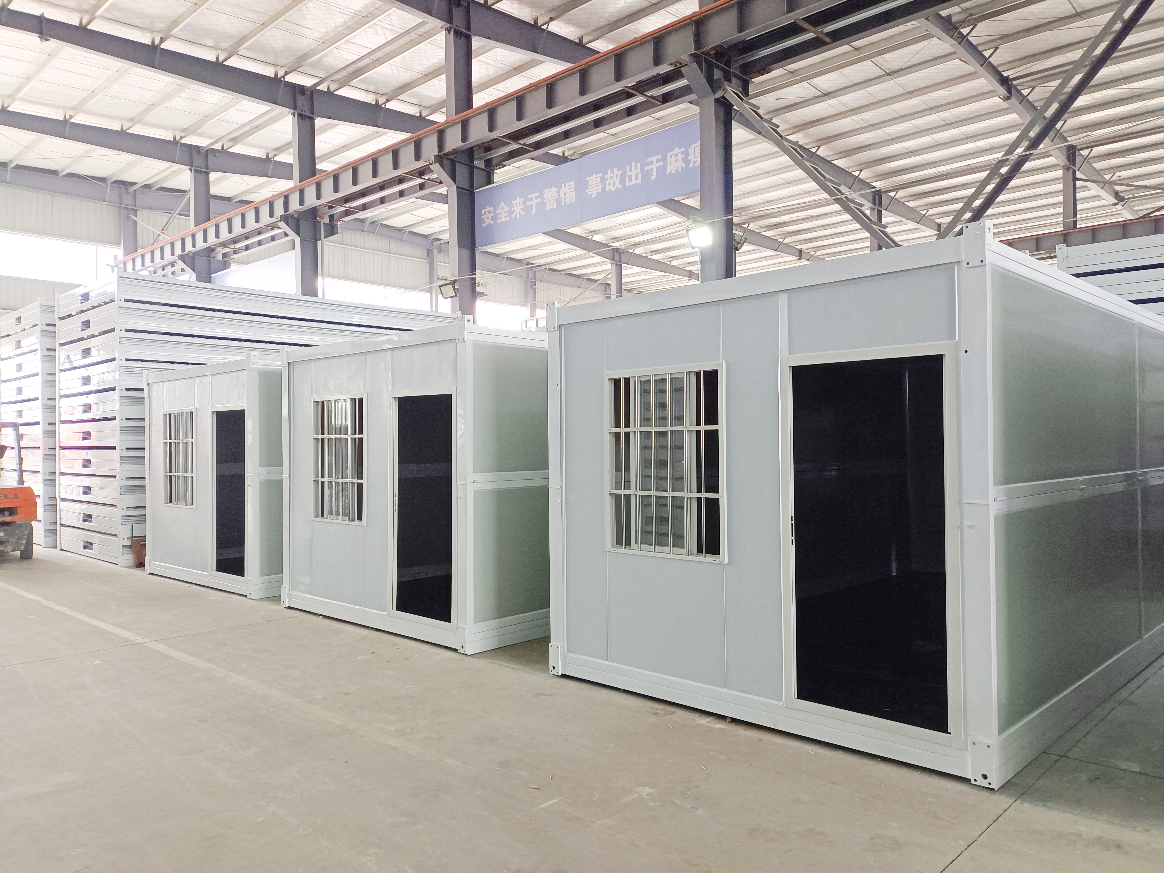 Prefab Shipping Container House With PVC Sliding Window