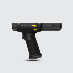 China 4 Inch Android 9.0 Rugged  Long Range RFID Reader IP65 For Warehouse on sale