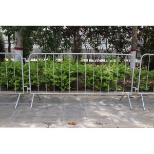 China Temporary Road Safety Traffic Crowd Control Barrier Fence Galvanized on sale