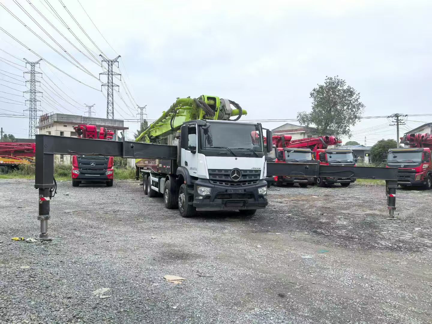 Buy cheap Zoomlion 2021 59m Concrete Pump Truck (Mercedes-Benz Chassis) from wholesalers