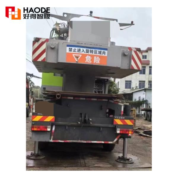80000kg Rated Loading Capacity 2022 Zoomlion 100A7 100 ton 75m Arm Length Truck Crane