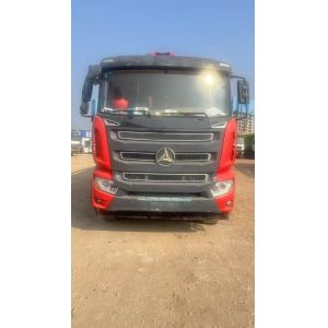 China Commercial Line Concrete Pump Trucks 42m For Tunnels Buildings wholesale