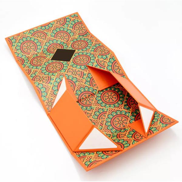 Custom Design Magnetic Gift Box Paper For Clothing Scarf Perfume