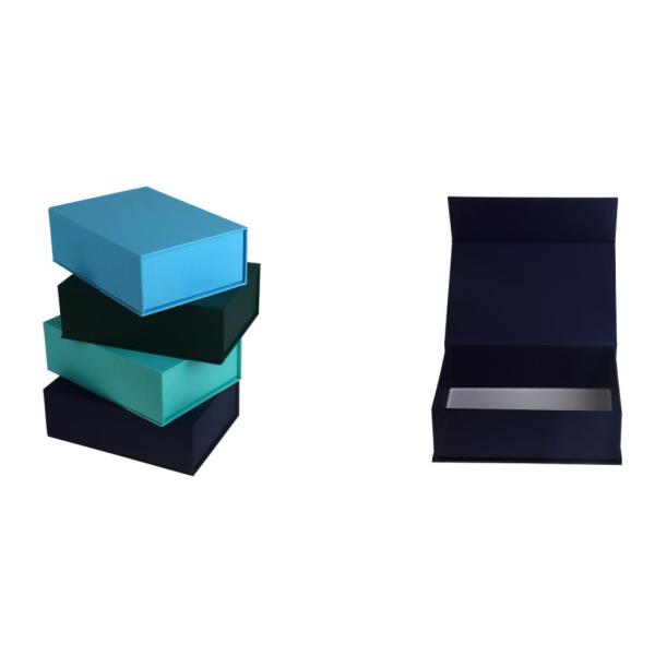 300gsm C1S Paper Gift Packing Box UV Printing Collapsible Magnetic SGS 500pcs