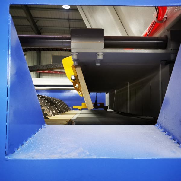 Automatic Sawdust Wood Pallet Block Cutting Machine