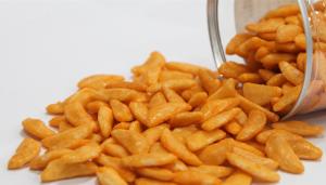 China Moon Shape Rice Cracker Snack Mix Japanese Style Multi Microelements Contained wholesale