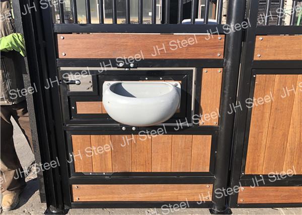Quality China Hot Sale Dipped Galvanized 12x12 10x10 Stable for Horses Used for sale