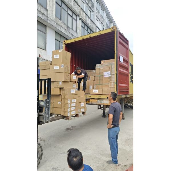 Classic Design Style SPC Floor Tiles With CE ISO9001 And SGS Certificates