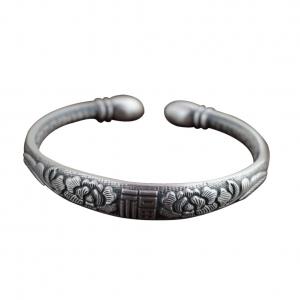 China Women Sterling Silver Cuff Bracelet Engraved Fowers Blessings Retro Bangle (055733) on sale