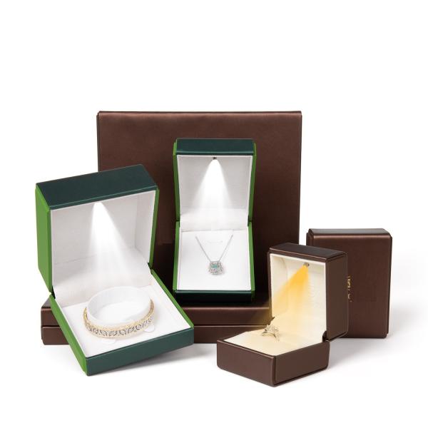 Customized LOGO Jewelry Box With LED Light For Proposal Ring Box, Cross-Border Jewelry Box, Pendant Bracelet Packaging Box