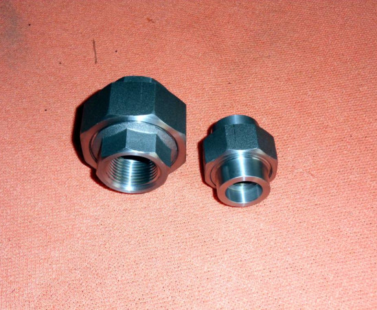 3000LB 2000LB Threaded SW Fitting ASME B16.11 ASTM A105 Elbow Cap Tee