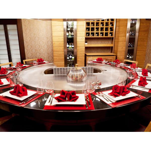 Round Wood Fired Pizza Oven 1500kg with Lava Rock Base