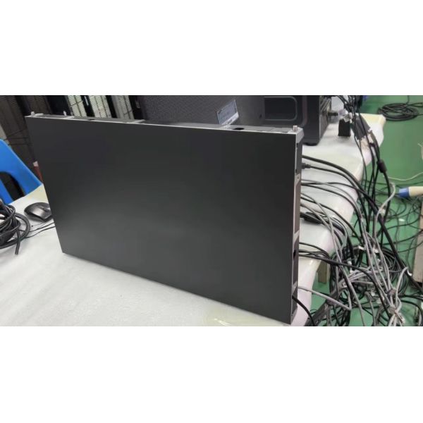 P1.25mm COB Indoor LED Video Wall for Micron-Level Distance Between LED Beads with COB Small-Pitch LED and Advanced Control Technology