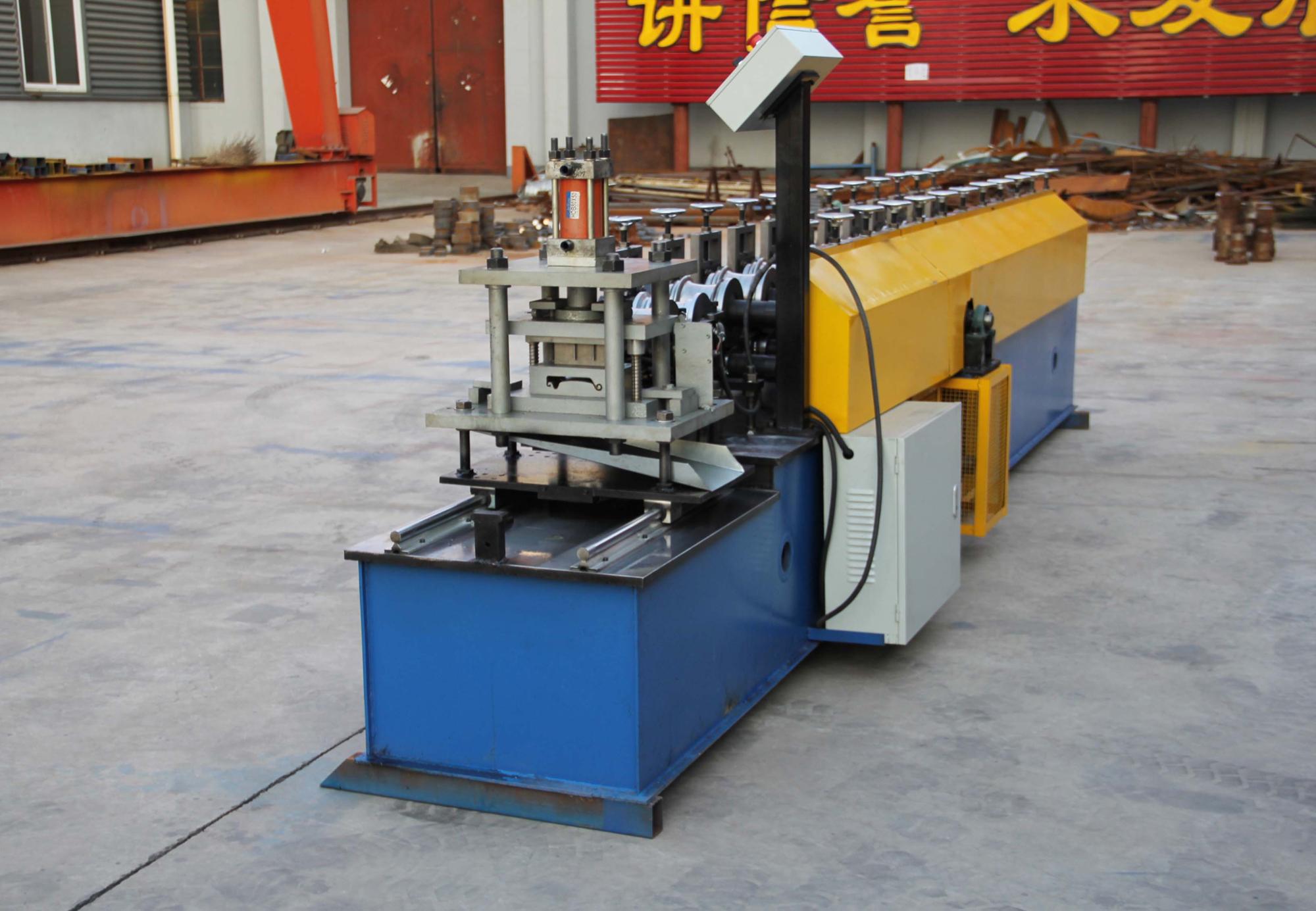 Supermarket Shutter Door Roll Forming Machine 30m/min 60Hz
