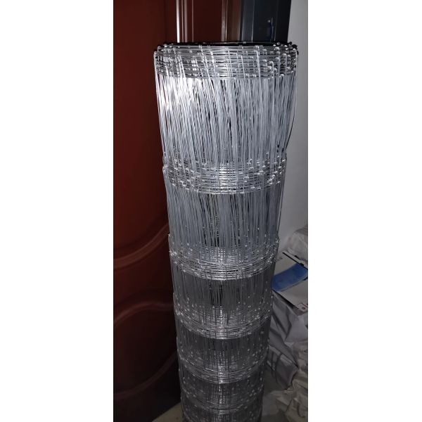 Hot Dipped Galvanized Hinge Joint Fencing For Animals Feeding