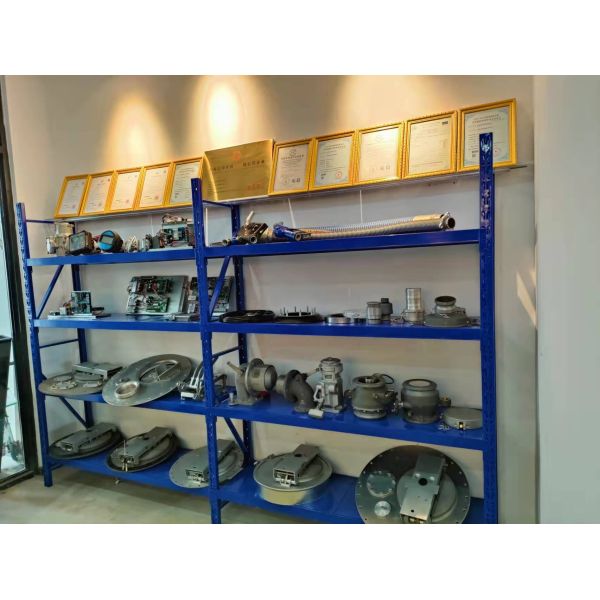 Bernet HDF100FS Discharging Flanged Foot Valve 150mm For Petrol Tank