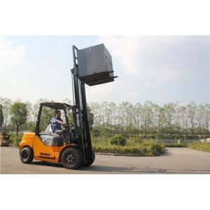 3000kg Diesel Counterbalance 5000mm Lift Diesel Powered Forklift