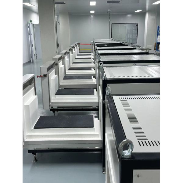 HBF105-14 Type Car Bottom Furnace showing industrial furnace design with corundum-mullite setter plate