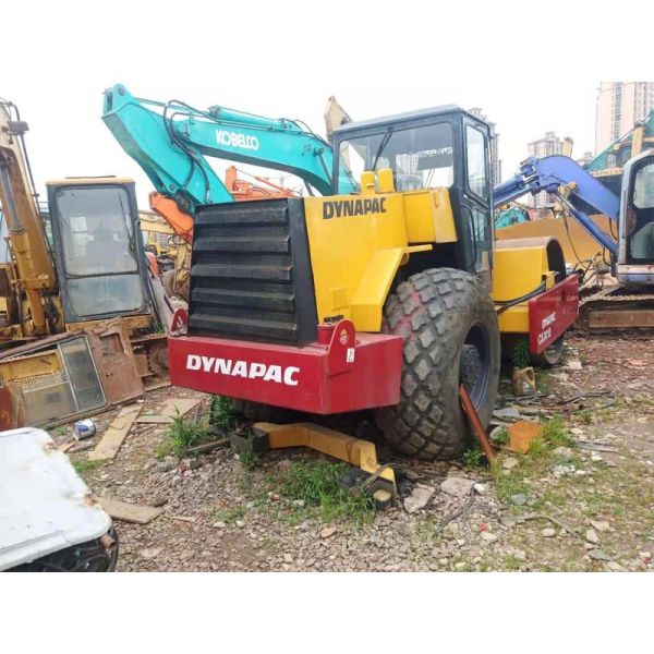 DYNAPAC Single Drum Tire Roller 300KW Diesel Engine Road Roller for Construction Works