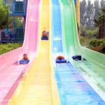 Outdoor Playground Rainbow Water Slide Child Friendly Humanization Design
