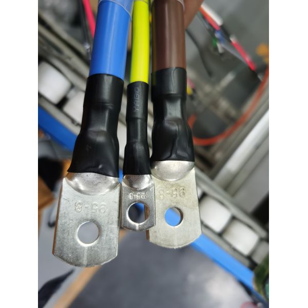 Silicone Rubber Alloy DC Charging Pile CCS2 Plug Electric Car Charging Points