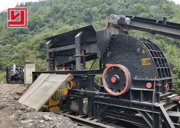 Quality Mining Industry Heavy Hammer Crusher Machine For Crushing Brittle Material for sale