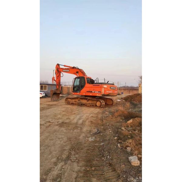 Doosan DX225LC Excavator Good Condition 4522 Working Hours ORIGINAL Hydraulic Valve