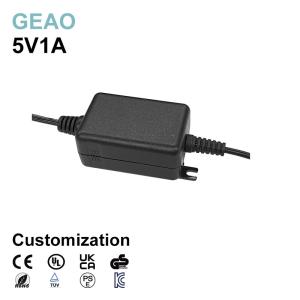 China OEM 5V 1A 6W Desktop Power Adapter AC DC With Safety Protection on sale