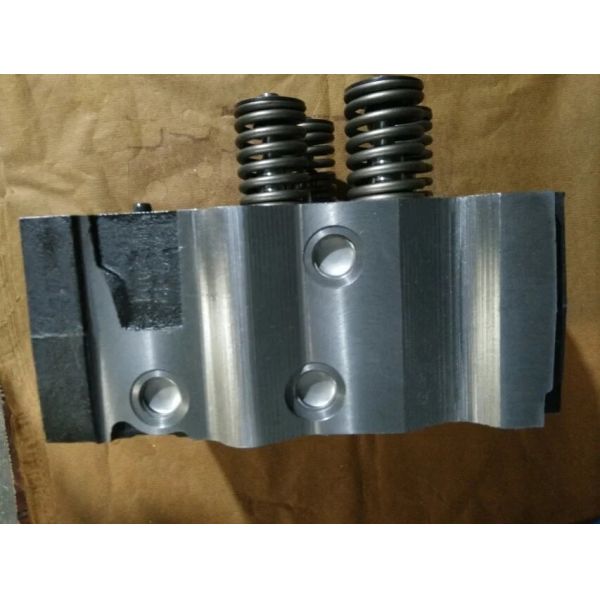 Cummins nt855 K38 K19 n14 l10 diesel cylinder head