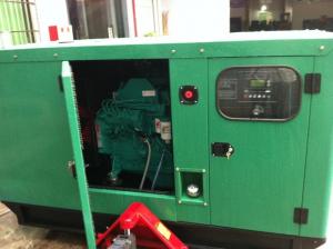 China 100kw Cummins Silent Diesel Generator , 125kva Generator With Electronic Governor wholesale