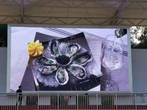 China Outdoor Advertising Screen Large Shopping Mall LED Display P3 Full Color Waterproof wholesale