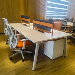 China White Modular 4 6 Seater People Desk Open Staff Workstations For Office Furniture wholesale