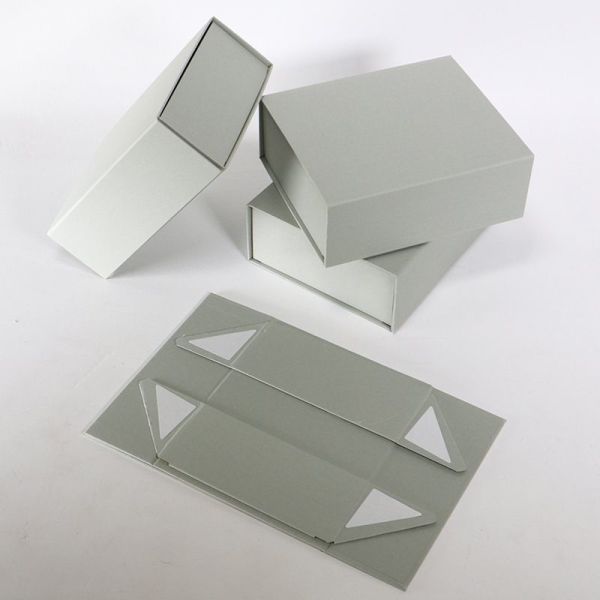 Magnetic Folding Packaging Box For Garments Shoes Wigs Cosmetics Jewellery