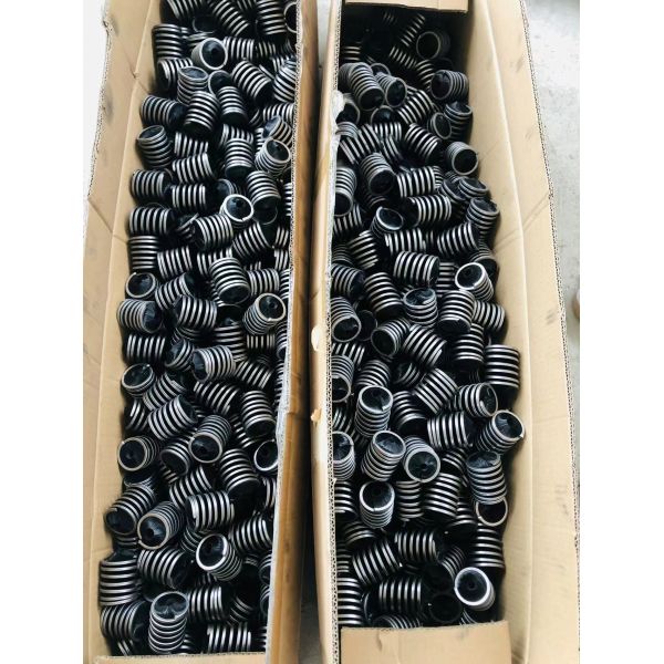 Industrial Inner Wound Spring Spiral Brush Office Furniture Chain Cleaning Brush