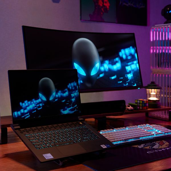 Dell Alienware M15 R7 15.6inch Ryzen7-6800H 16G 512G RTX3060-6G 165Hz IPS Gaming Laptop