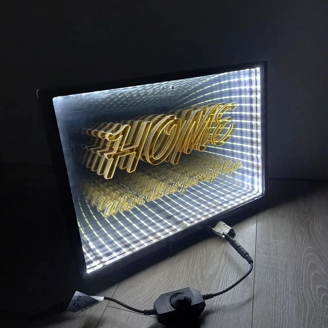 Tempered Glass Acrylic 3D Mirror Infinity Effect 3D LED Mirror with 12V Input Voltage