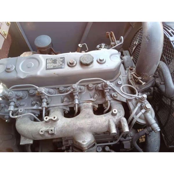 Pre Owned Hitachi EX120-5 Excavator 20T 1M Bucket 90 kW Power 4300 Working Hours Red Color 90% New Undercarriage