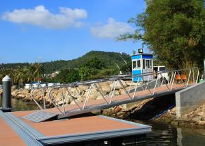 China Aluminum Alloy 6061-T6 Floating Dock Aluminum Gangways Marine floating dock walkway wholesale