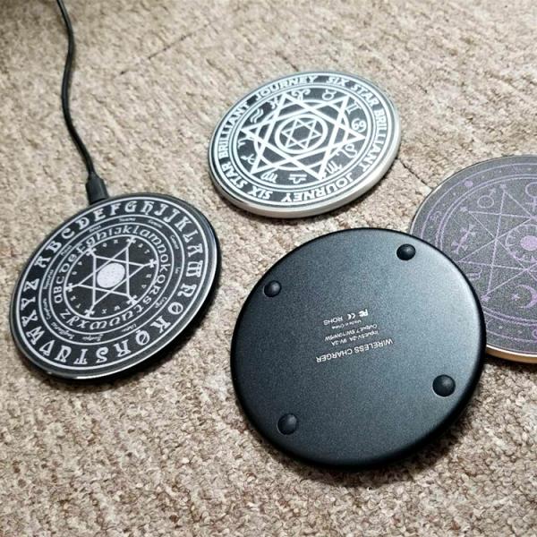 Ultra Slim Magic Matrix Flashing 10W portable wireless charger Qi Certified Fast Charging