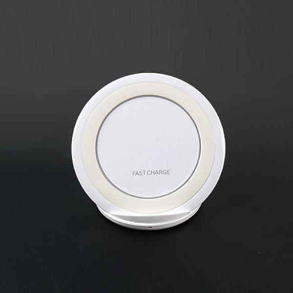 5W 87MM Circular Wireless Charger 5000mAh For Iphone And Samsung