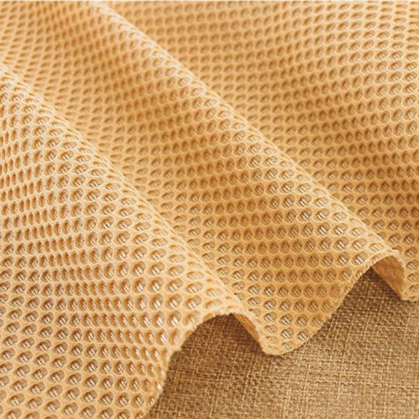 100% Polyester 3D Spacer Mesh 390 - 460GSM Moisture Absorbent Knitted Mesh Fabric
