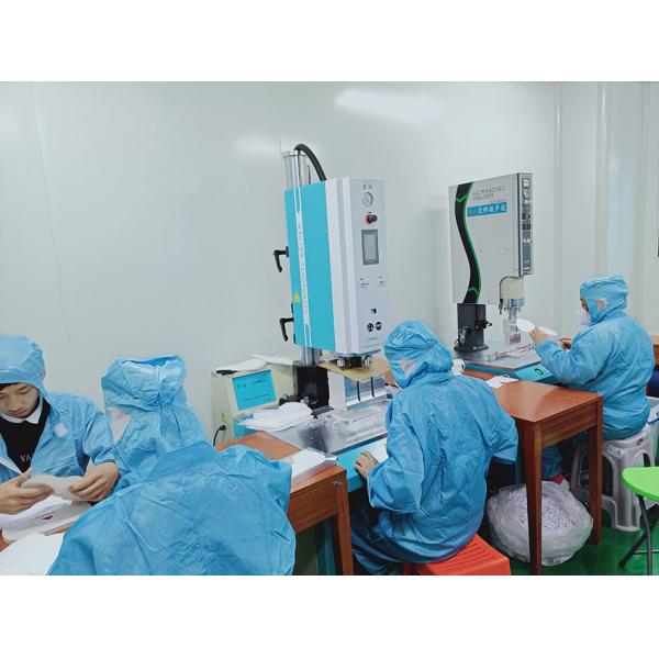 3 Layer Disposable Earloop Face Mask For Dust / Germ / Virus Prevention