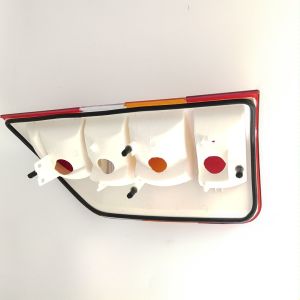 China 0008260756 Combination Tail Lights , 0008261856 0008260856 Mercedes Benz Tail Lamp wholesale
