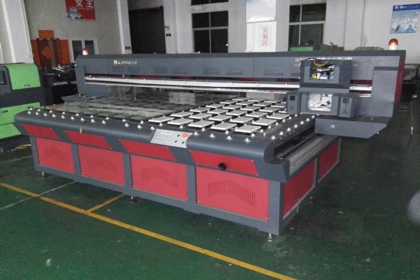 Quality 2.5X1.3m Color UV Flatbed  Printer  for  Wooden Board / Flexible Materials for sale