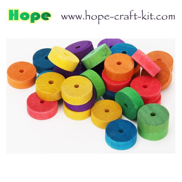 Natural color multi-colored colorful wooden wheels round wood blocks with holes for kids DIY material OEM OEM