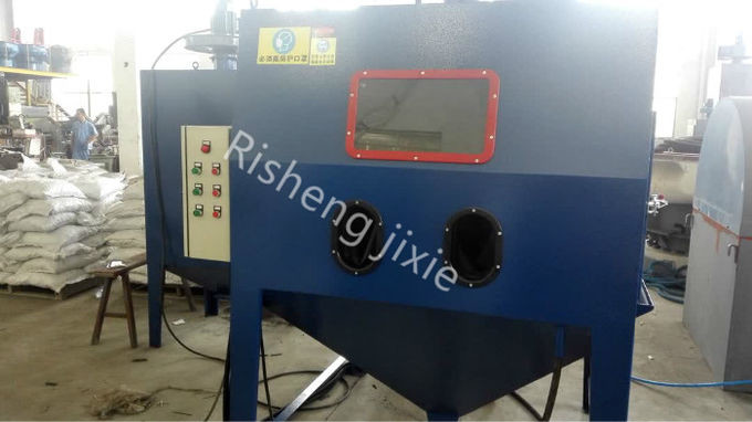 China Abrasive Cleaning Industrial Sand Blasting Machine With Dedusting System wholesale